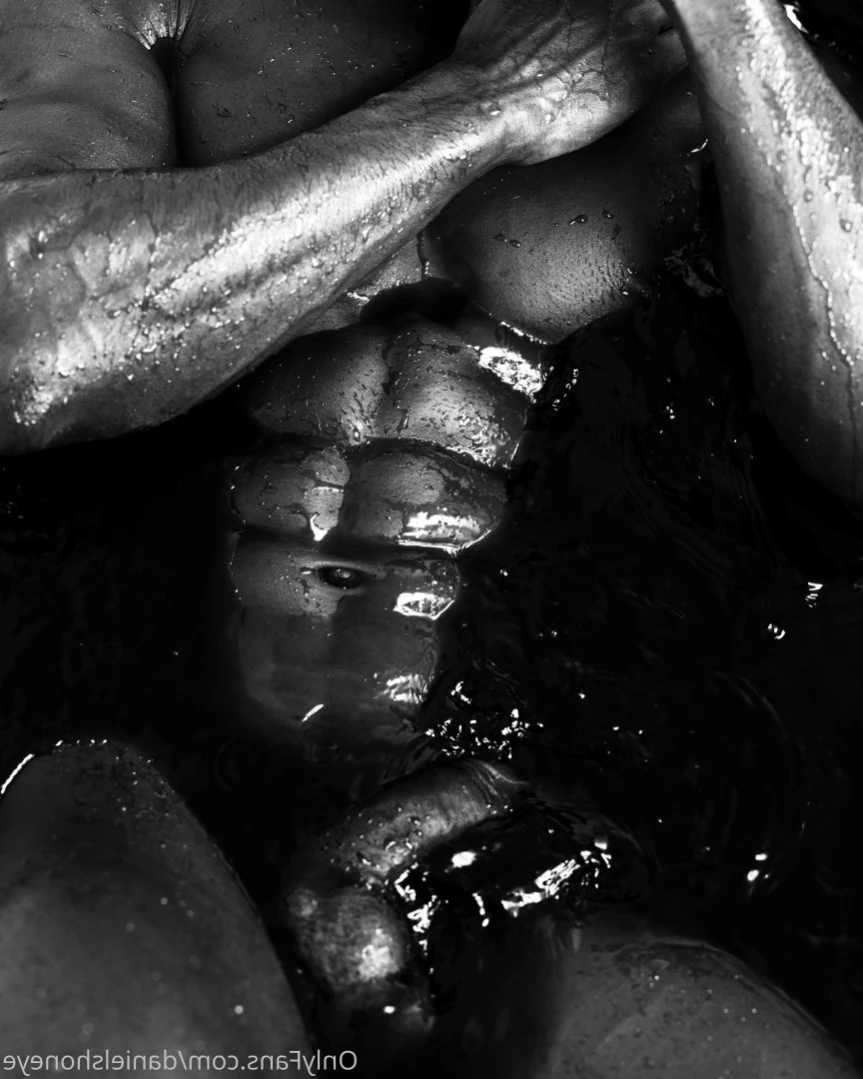 Daniel Shoneye [ danielshoneye ] Onlyfans leaked photo 14336089 on Hotleaks.tv