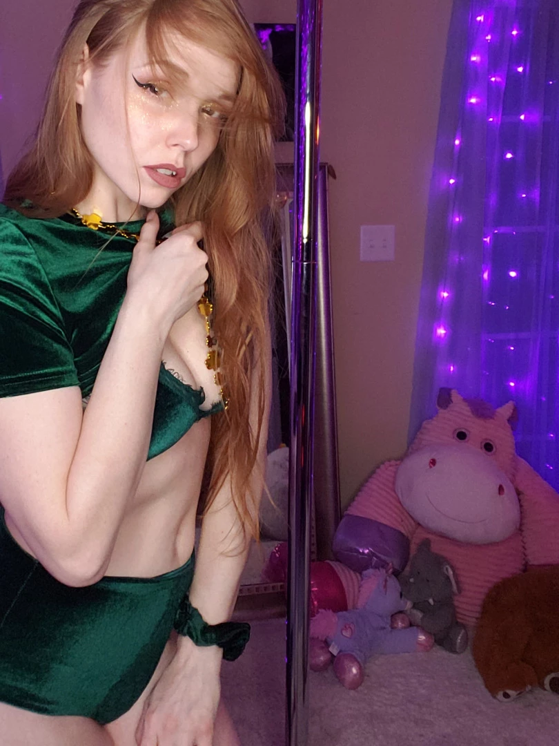 daphne❄️ [ daphnemadison ] Onlyfans leaked photo 10137027 on Hotleaks.tv