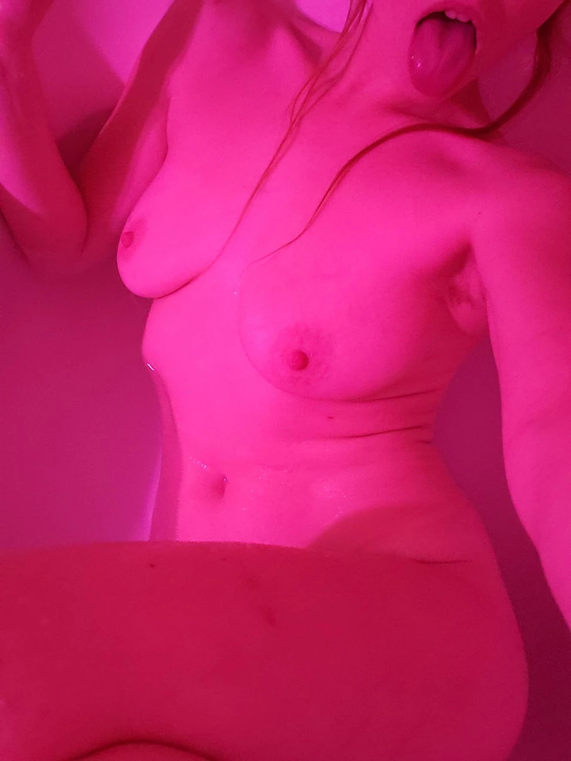 daphne❄️ [ daphnemadison ] Onlyfans leaked photo 10138633 on Hotleaks.tv