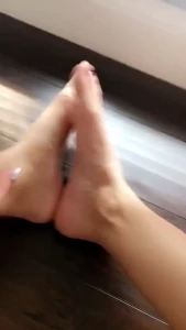 10442133