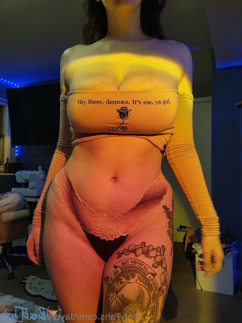 daydreamur_gurl Onlyfans leaked photo 18440599 on Hotleaks.tv