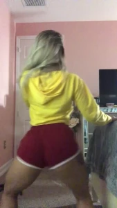 1632702