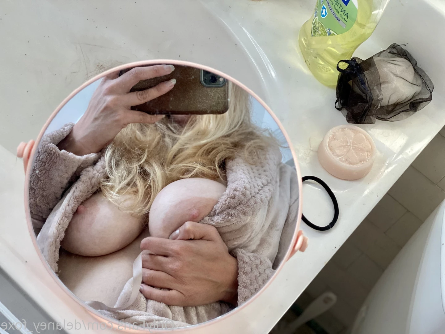 shanna the brunette bimbo [ shannasins ] Onlyfans leaked photo 10188089 on Hotleaks.tv