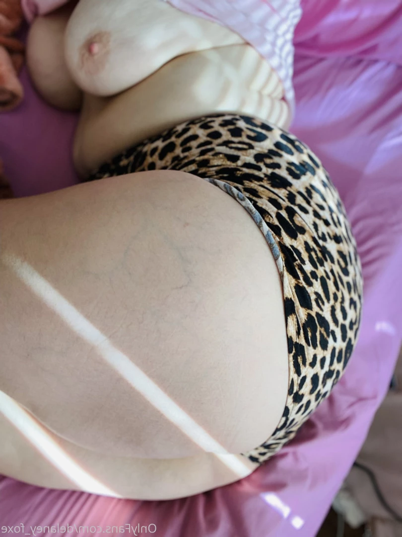 shanna the brunette bimbo [ shannasins ] Onlyfans leaked photo 10194315 on Hotleaks.tv