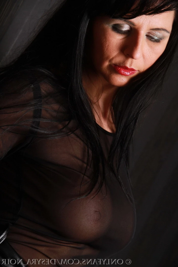 💋DESYRA HOTWIFE-MILF ♠️ [ desyra_noir ] Onlyfans leaked photo 8674338 on Hotleaks.tv