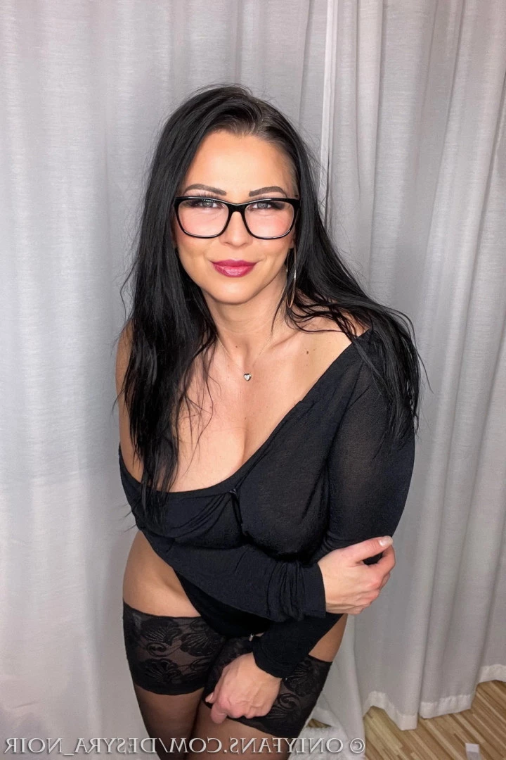 💋DESYRA HOTWIFE-MILF ♠️ [ desyra_noir ] Onlyfans leaked photo 8675756 on Hotleaks.tv
