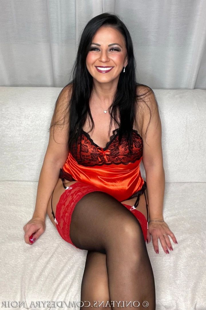 💋DESYRA HOTWIFE-MILF ♠️ [ desyra_noir ] Onlyfans leaked photo 8677498 on Hotleaks.tv