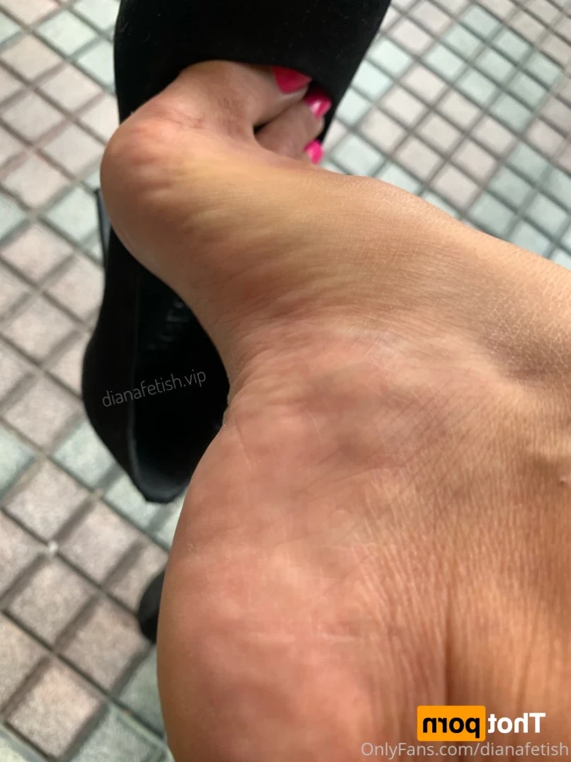 Diana Fetish [ dianafetish ] Onlyfans leaked photo 16236551 on Hotleaks.tv