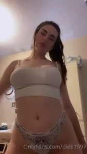 Didi [ didii1997 ] Onlyfans leaked video 10438787 on Hotleaks.tv