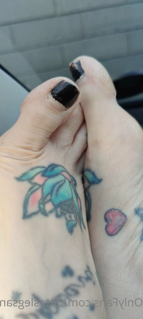 ditteslegsandfeet Onlyfans leaked photo 8728898 on Hotleaks.tv