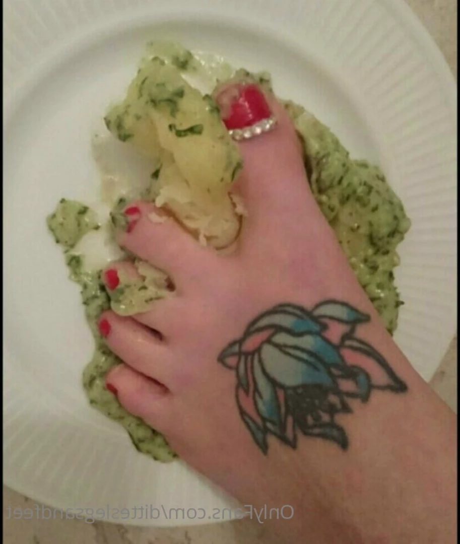 ditteslegsandfeet Onlyfans leaked photo 8733526 on Hotleaks.tv