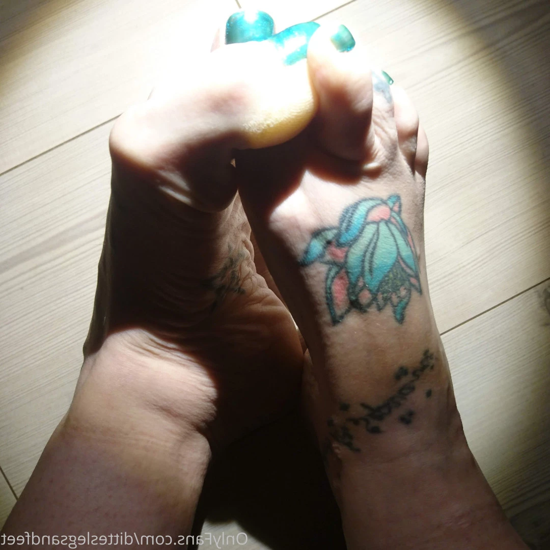 ditteslegsandfeet Onlyfans leaked photo 8734375 on Hotleaks.tv