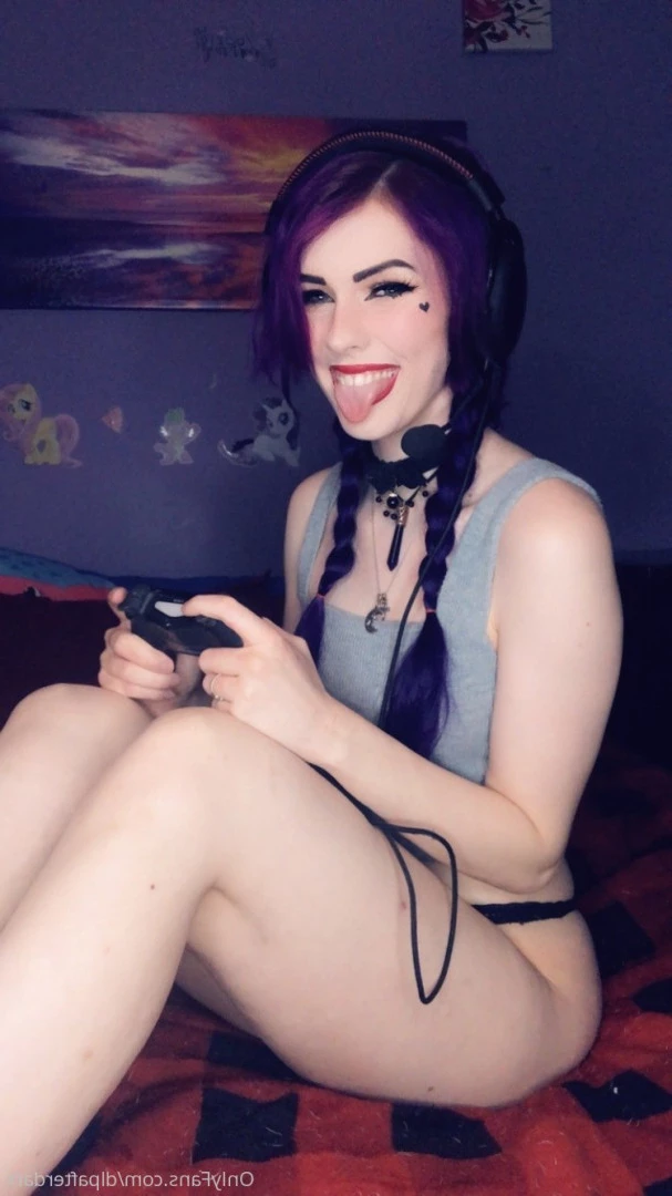Dyed Little Princess [ dlpafterdark ] Onlyfans leaked photo 10049703 on Hotleaks.tv