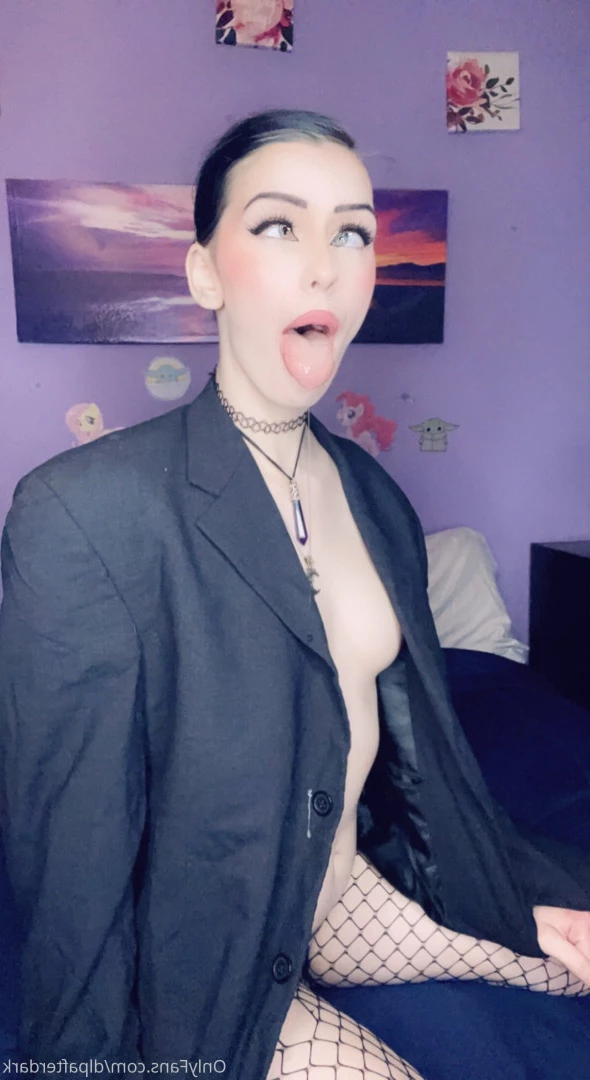 Dyed Little Princess [ dlpafterdark ] Onlyfans leaked photo 10050505 on Hotleaks.tv