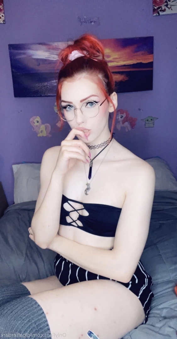 Dyed Little Princess [ dlpafterdark ] Onlyfans leaked photo 10050968 on Hotleaks.tv