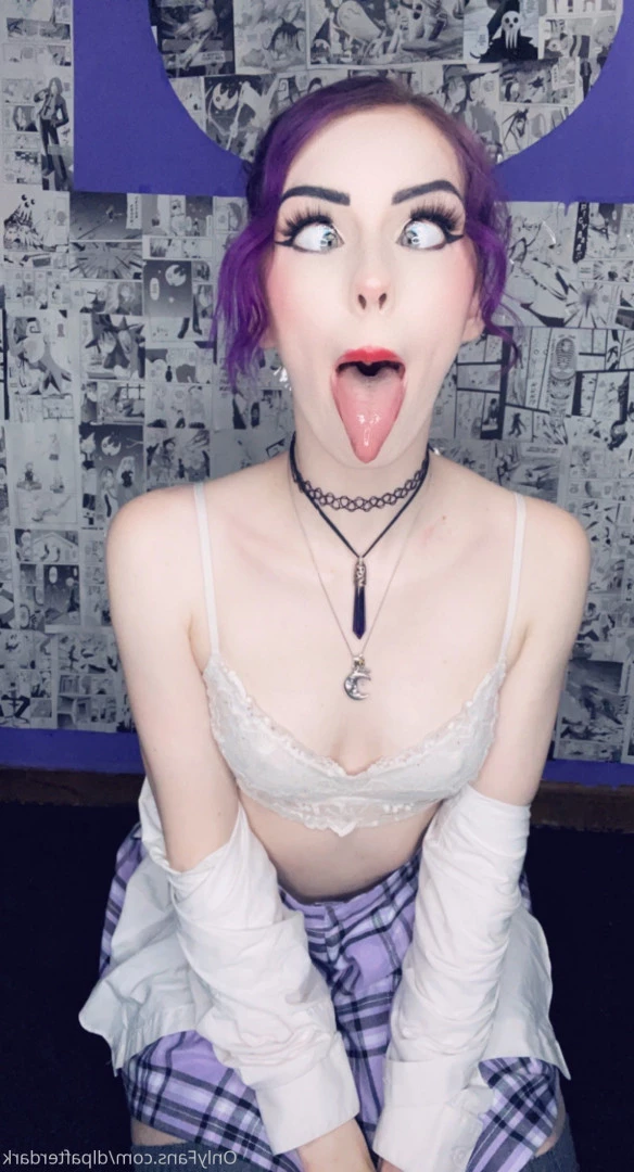 Dyed Little Princess [ dlpafterdark ] Onlyfans leaked photo 10057390 on Hotleaks.tv