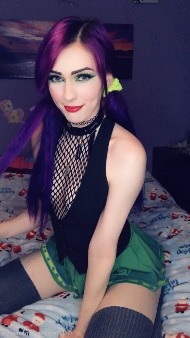 Dyed Little Princess [ dlpafterdark ] Onlyfans leaked photo 10057564 on Hotleaks.tv