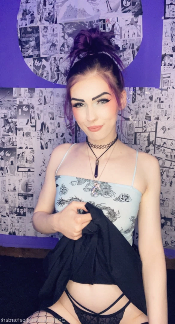Dyed Little Princess [ dlpafterdark ] Onlyfans leaked photo 10058457 on Hotleaks.tv