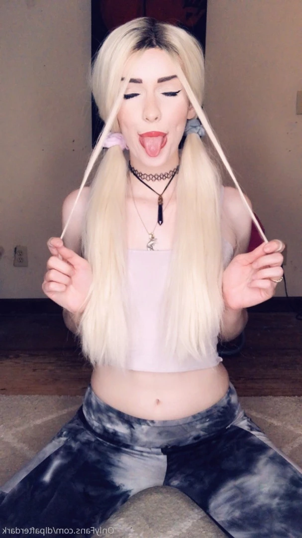 Dyed Little Princess [ dlpafterdark ] Onlyfans leaked photo 10059174 on Hotleaks.tv