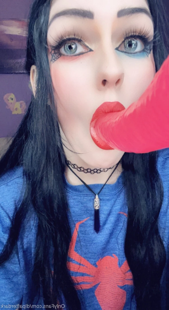 Dyed Little Princess [ dlpafterdark ] Onlyfans leaked photo 10059186 on Hotleaks.tv