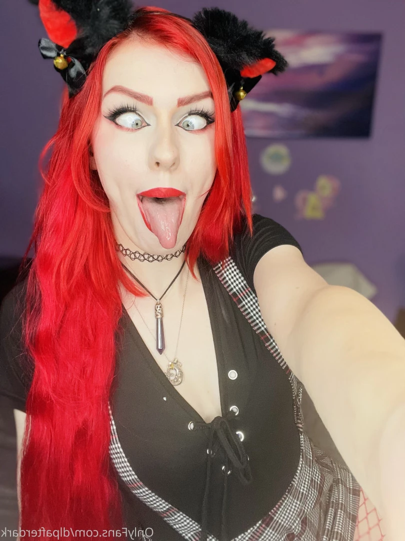 Dyed Little Princess [ dlpafterdark ] Onlyfans leaked photo 10059318 on Hotleaks.tv