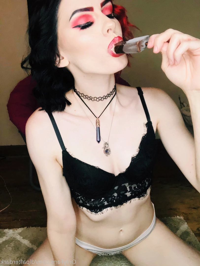 Dyed Little Princess [ dlpafterdark ] Onlyfans leaked photo 10061425 on Hotleaks.tv