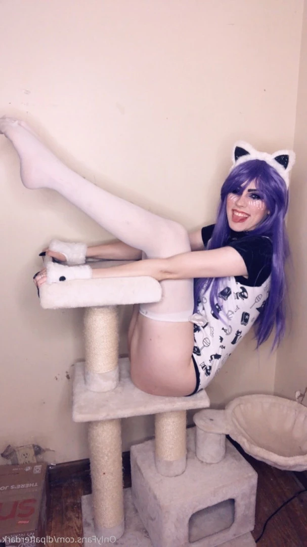 Dyed Little Princess [ dlpafterdark ] Onlyfans leaked photo 10063497 on Hotleaks.tv