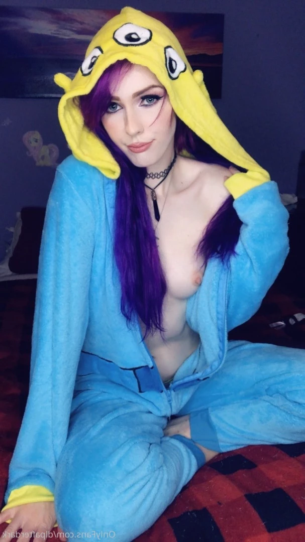 Dyed Little Princess [ dlpafterdark ] Onlyfans leaked photo 10065846 on Hotleaks.tv