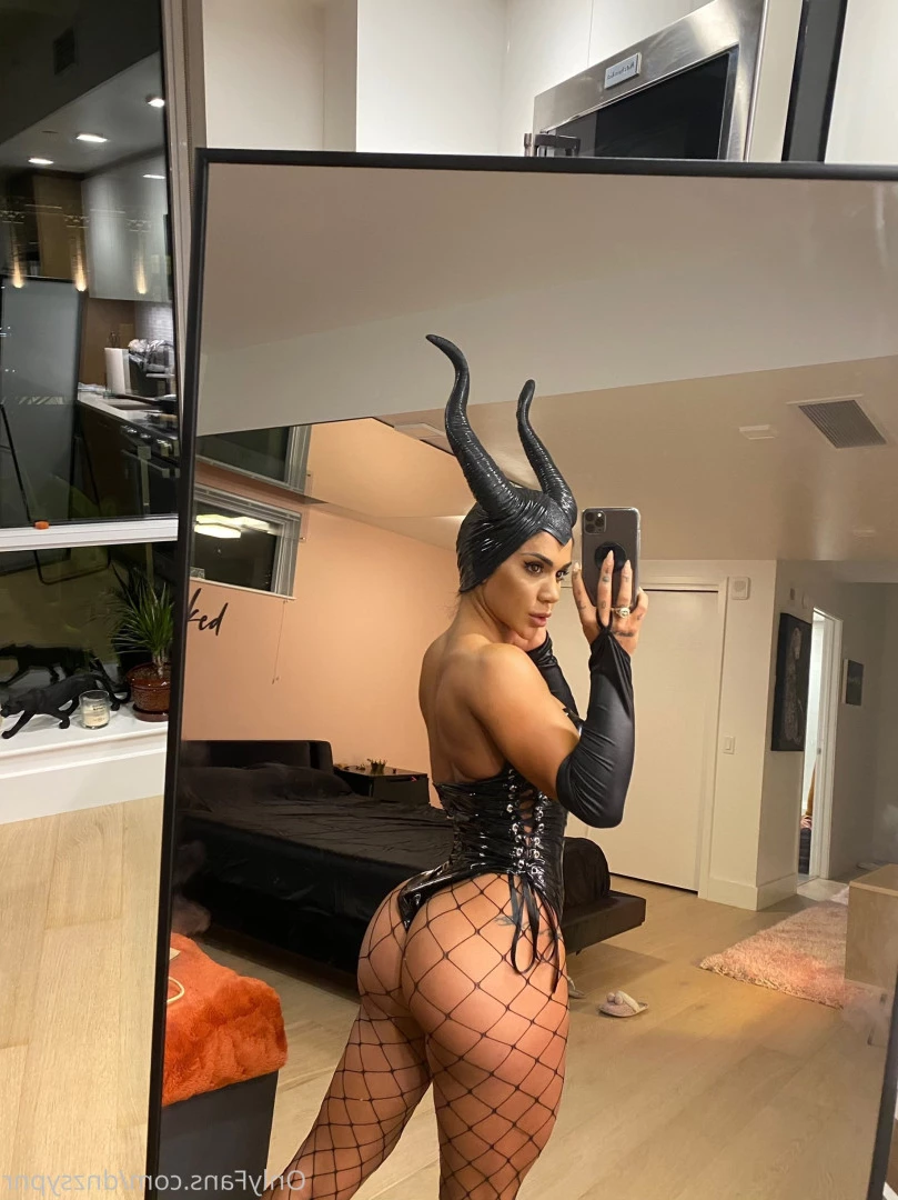 Queen of The Jungle [ dnzsypnr ] Onlyfans leaked photo 8597936 on Hotleaks.tv