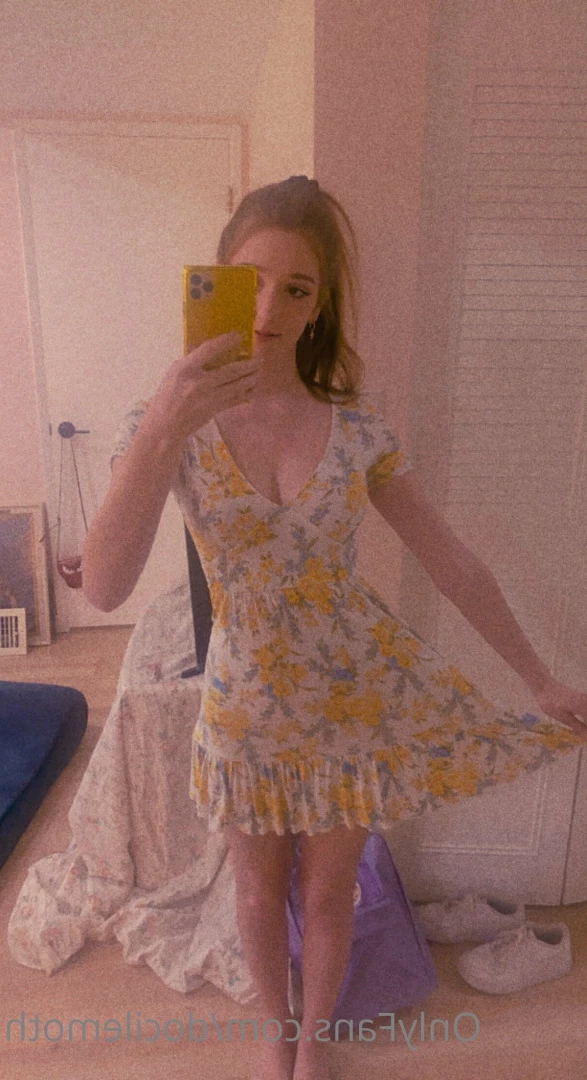 moth [ docilemoth ] Onlyfans leaked photo 8944577 on Hotleaks.tv