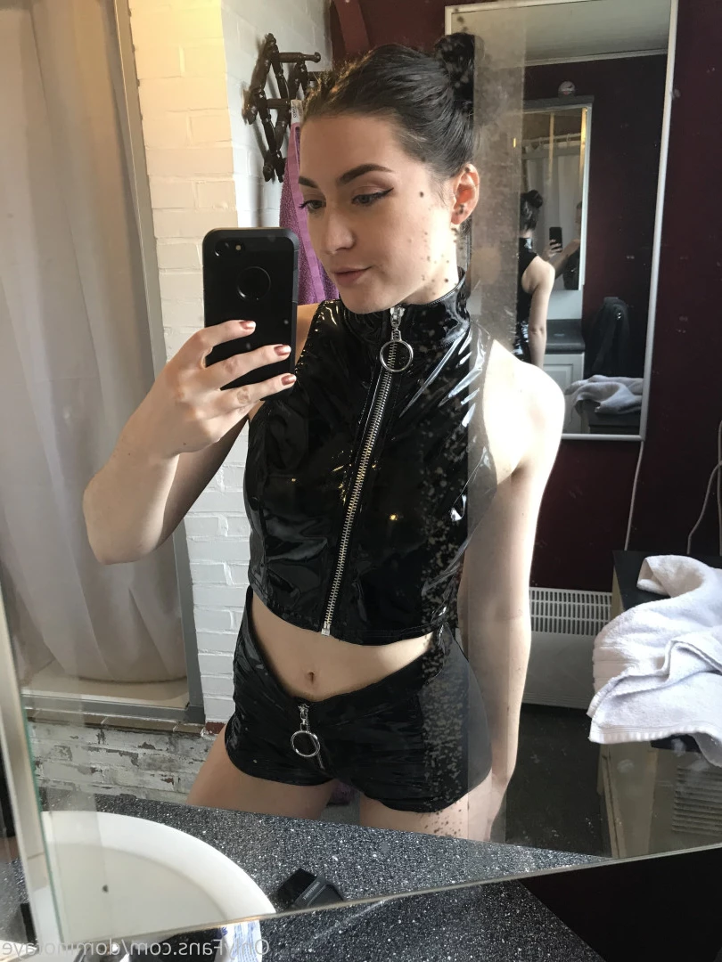 Legendary tease [ dominofaye ] Onlyfans leaked photo 8762767 on Hotleaks.tv