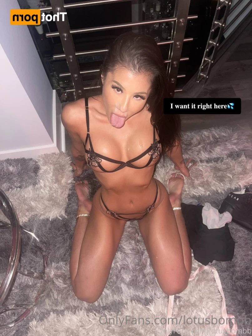 lotusbombb Onlyfans leaked photo 15109889 on Hotleaks.tv