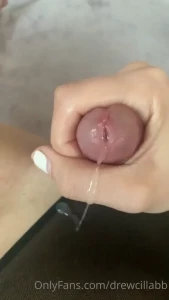 10435814
