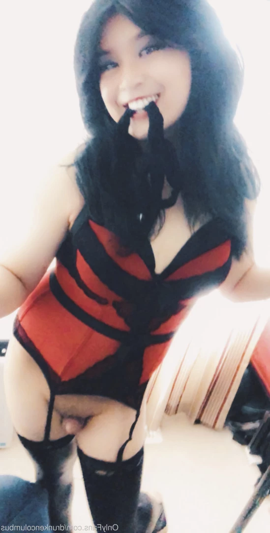 Viv Columbus⛵️ [ drunkencolumbus ] Onlyfans leaked photo 8614421 on Hotleaks.tv