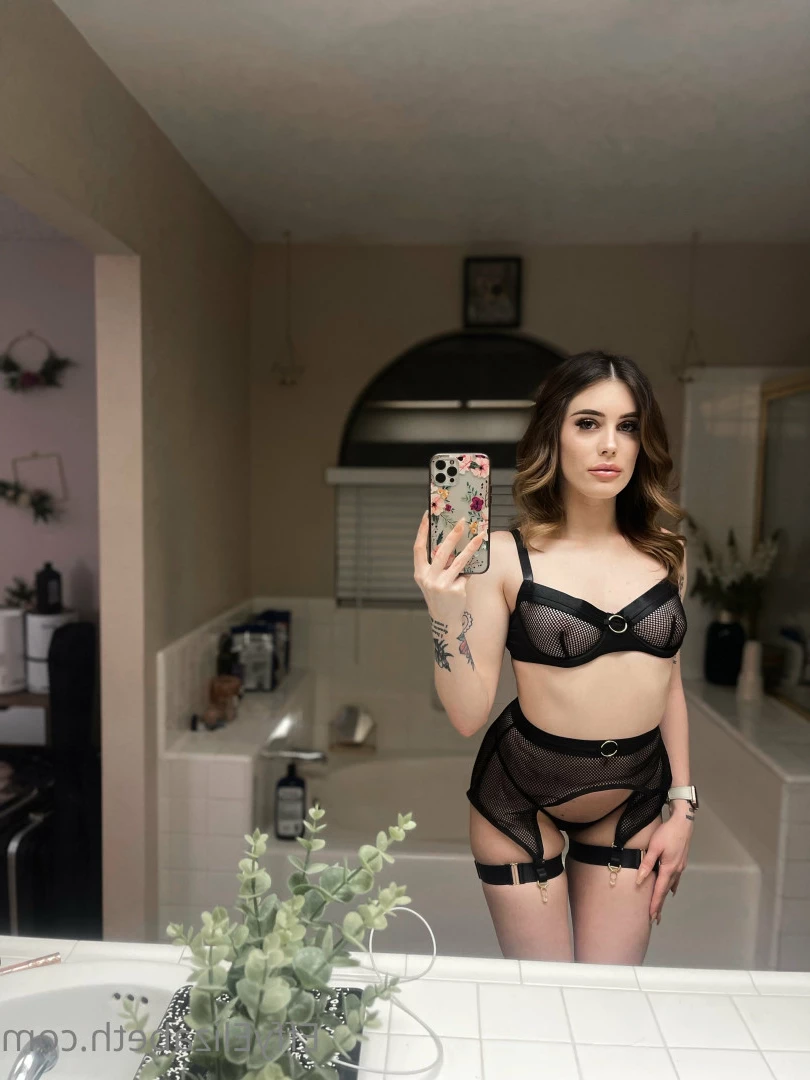 Effy [ effyelizabeth ] Onlyfans leaked photo 8606826 on Hotleaks.tv