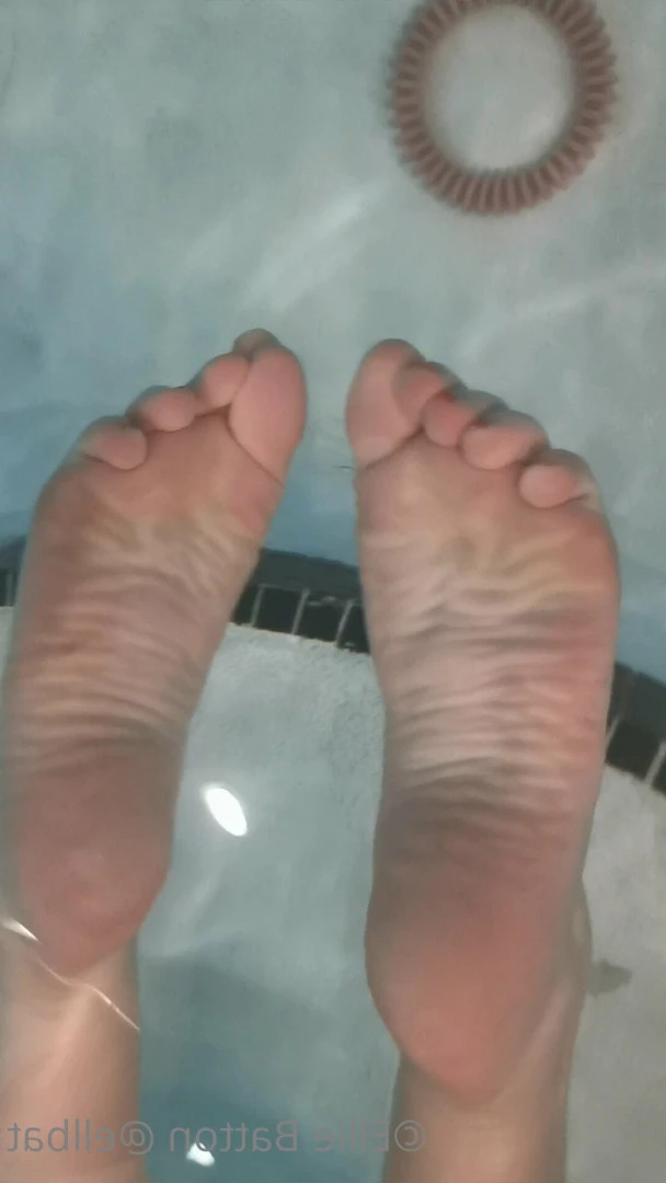 Ellie Batton [ ellbat ] Onlyfans leaked photo 8587905 on Hotleaks.tv
