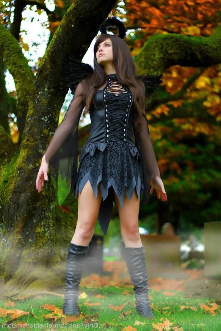 Ellie Idol Femdom [ ellieidolfemdom ] Onlyfans leaked photo 10055331 on Hotleaks.tv