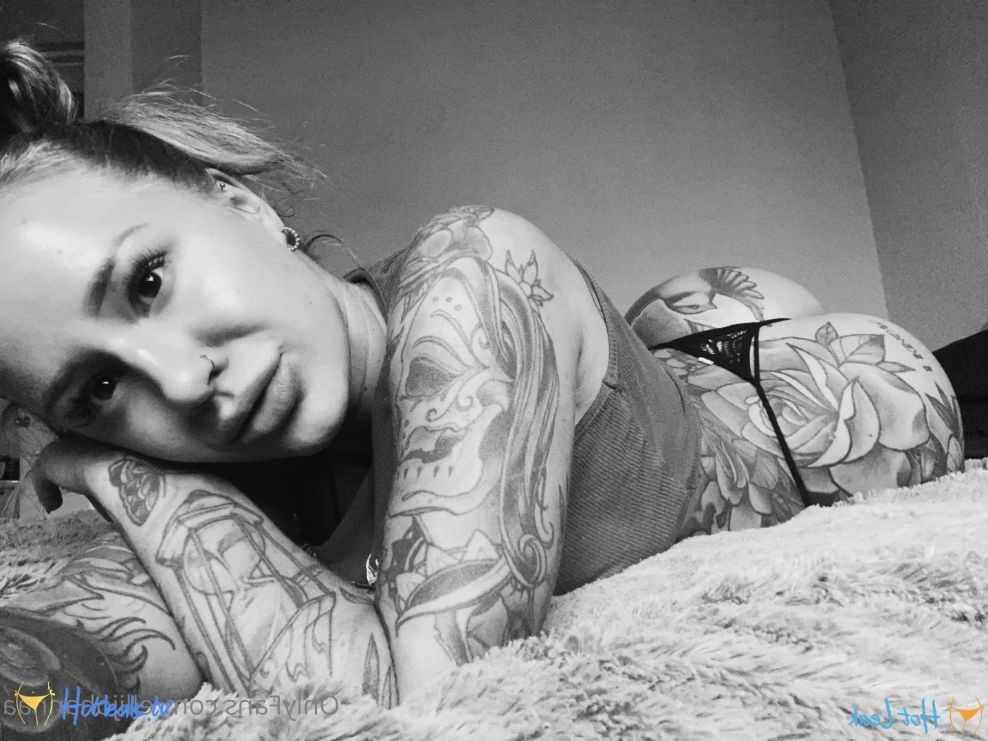 VIDEOCALLS AND CUSTOMS TODAY 🖤 [ ellijohannaa ] Onlyfans leaked photo 11724701 on Hotleaks.tv