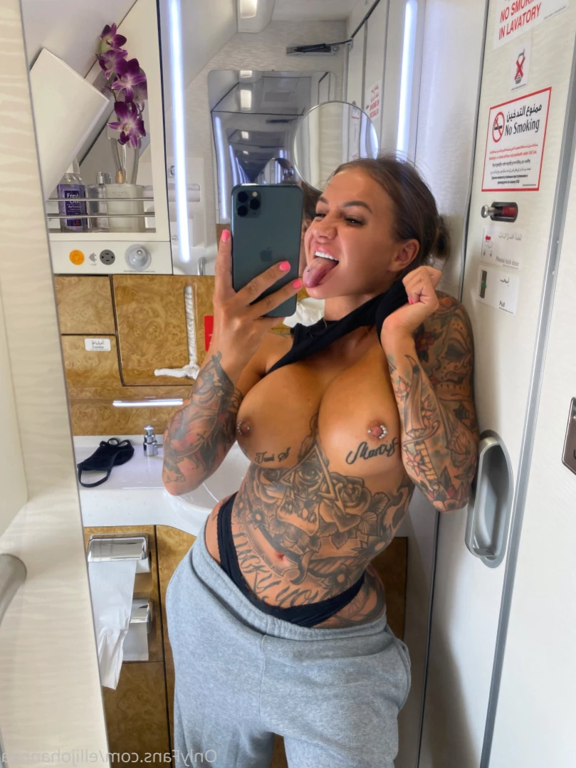 VIDEOCALLS AND CUSTOMS TODAY 🖤 [ ellijohannaa ] Onlyfans leaked photo 12154337 on Hotleaks.tv