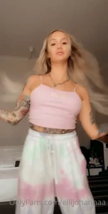 VIDEOCALLS AND CUSTOMS TODAY 🖤 [ ellijohannaa ] Onlyfans leaked video 13625454 on Hotleaks.tv