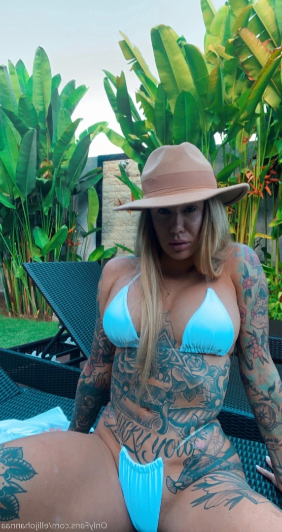 VIDEOCALLS AND CUSTOMS TODAY 🖤 [ ellijohannaa ] Onlyfans leaked photo 13784202 on Hotleaks.tv