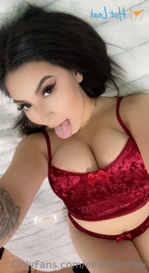 VIDEOCALLS AND CUSTOMS TODAY 🖤 [ ellijohannaa ] Onlyfans leaked photo 13785112 on Hotleaks.tv