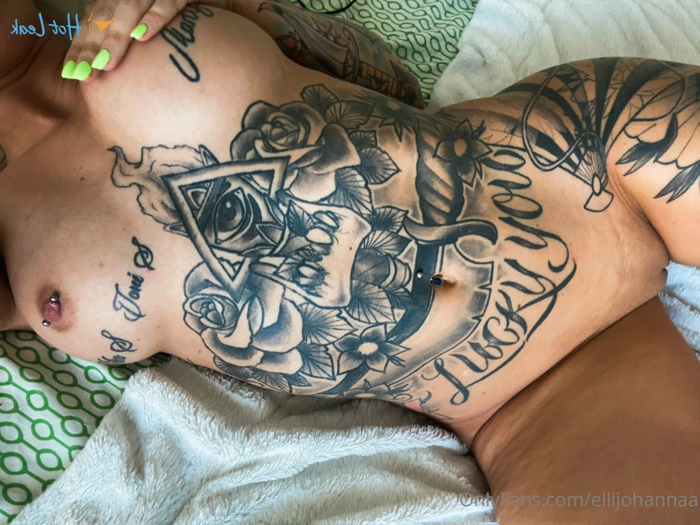 VIDEOCALLS AND CUSTOMS TODAY 🖤 [ ellijohannaa ] Onlyfans leaked photo 15858662 on Hotleaks.tv
