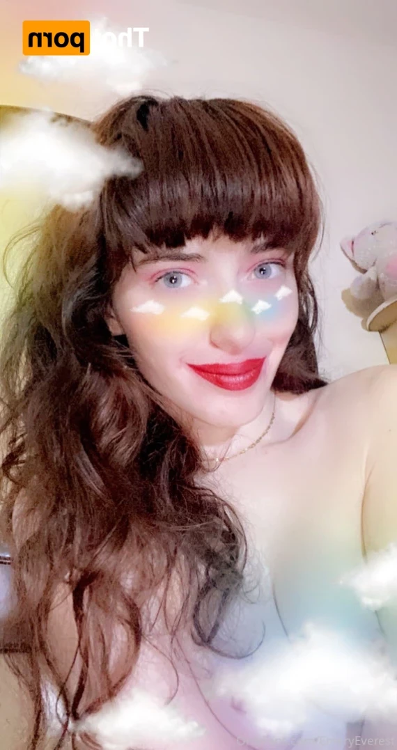 EmeryEverest (PaleLikeIce) [ emeryeverest ] Onlyfans leaked photo 10902153 on Hotleaks.tv