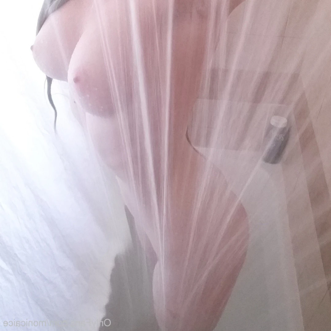 EmeryEverest (PaleLikeIce) [ emeryeverest ] Onlyfans leaked photo 11353472 on Hotleaks.tv