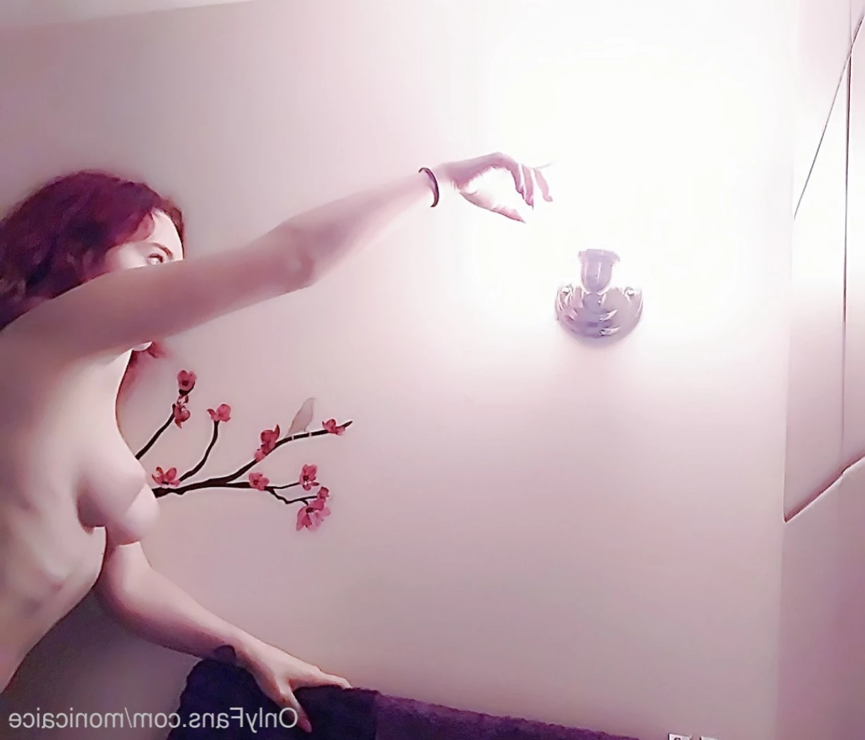EmeryEverest (PaleLikeIce) [ emeryeverest ] Onlyfans leaked photo 11764281 on Hotleaks.tv