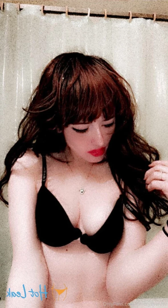 EmeryEverest (PaleLikeIce) [ emeryeverest ] Onlyfans leaked photo 12094670 on Hotleaks.tv