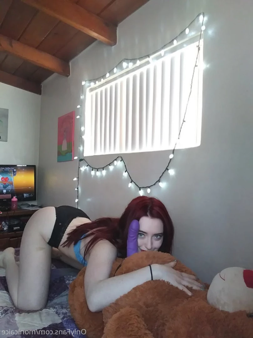 EmeryEverest (PaleLikeIce) [ emeryeverest ] Onlyfans leaked photo 14090158 on Hotleaks.tv
