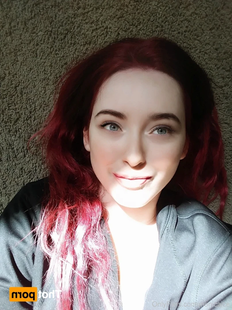 EmeryEverest (PaleLikeIce) [ emeryeverest ] Onlyfans leaked photo 14245783 on Hotleaks.tv