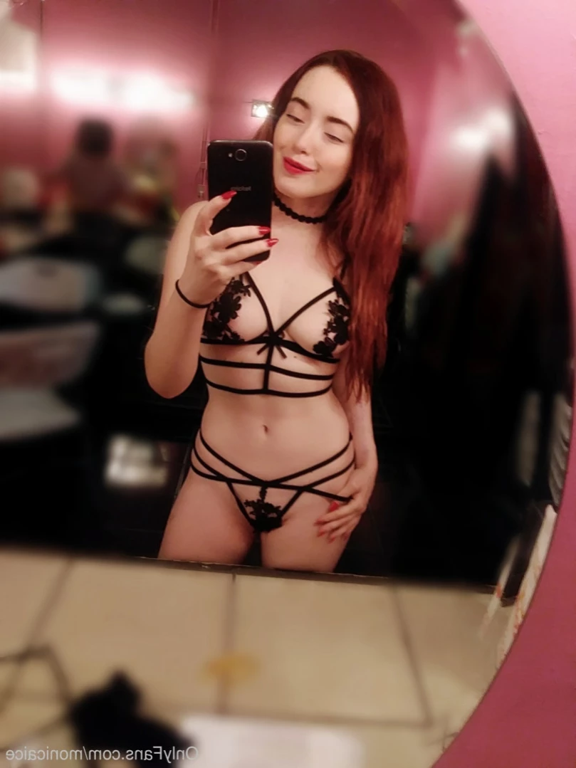 EmeryEverest (PaleLikeIce) [ emeryeverest ] Onlyfans leaked photo 14995084 on Hotleaks.tv